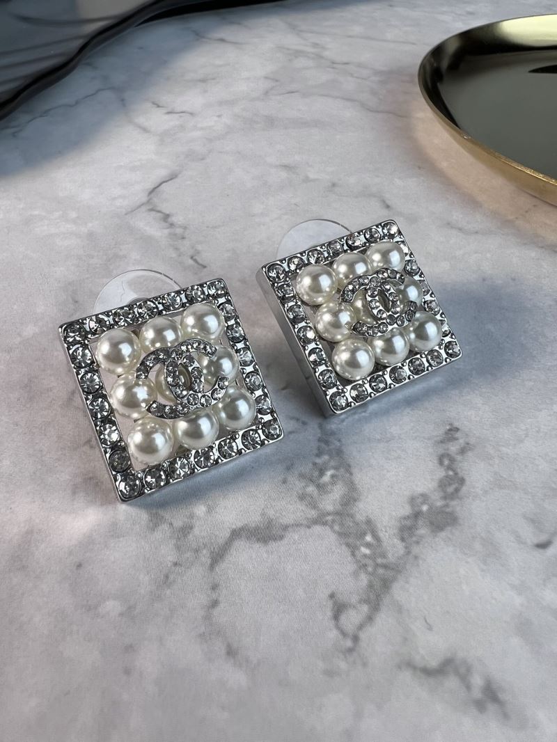 Ch**el earrings